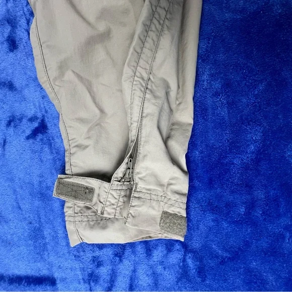 Vintage REI Sahara Convertible Pants Womens 8 Beige Canvas Cargo Hiking - Picture 9 of 12